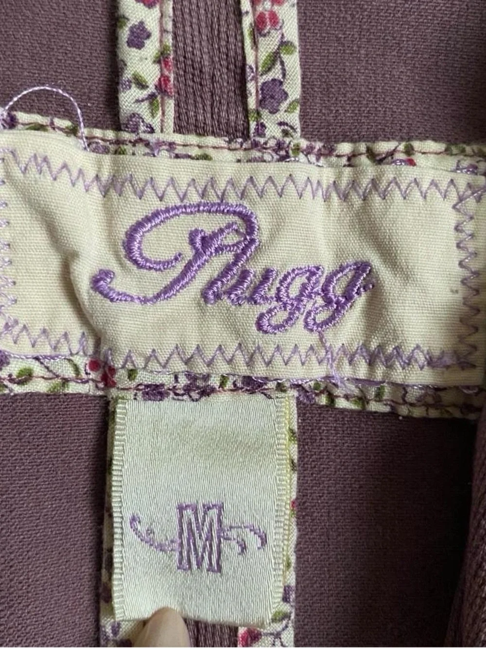 Plugg brand size